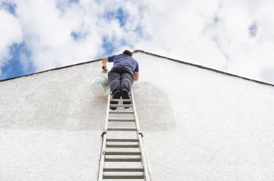 Peinture extérieure à Esterre — façades et ravalement